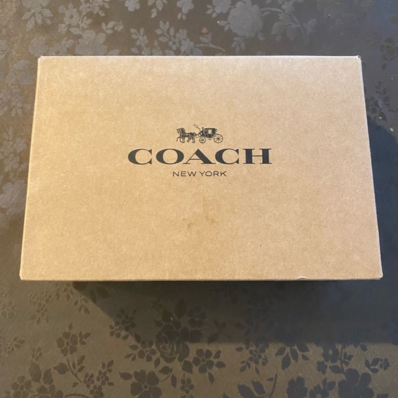 Coach Gift Set Necklace and Socks - Picture 6 of 7